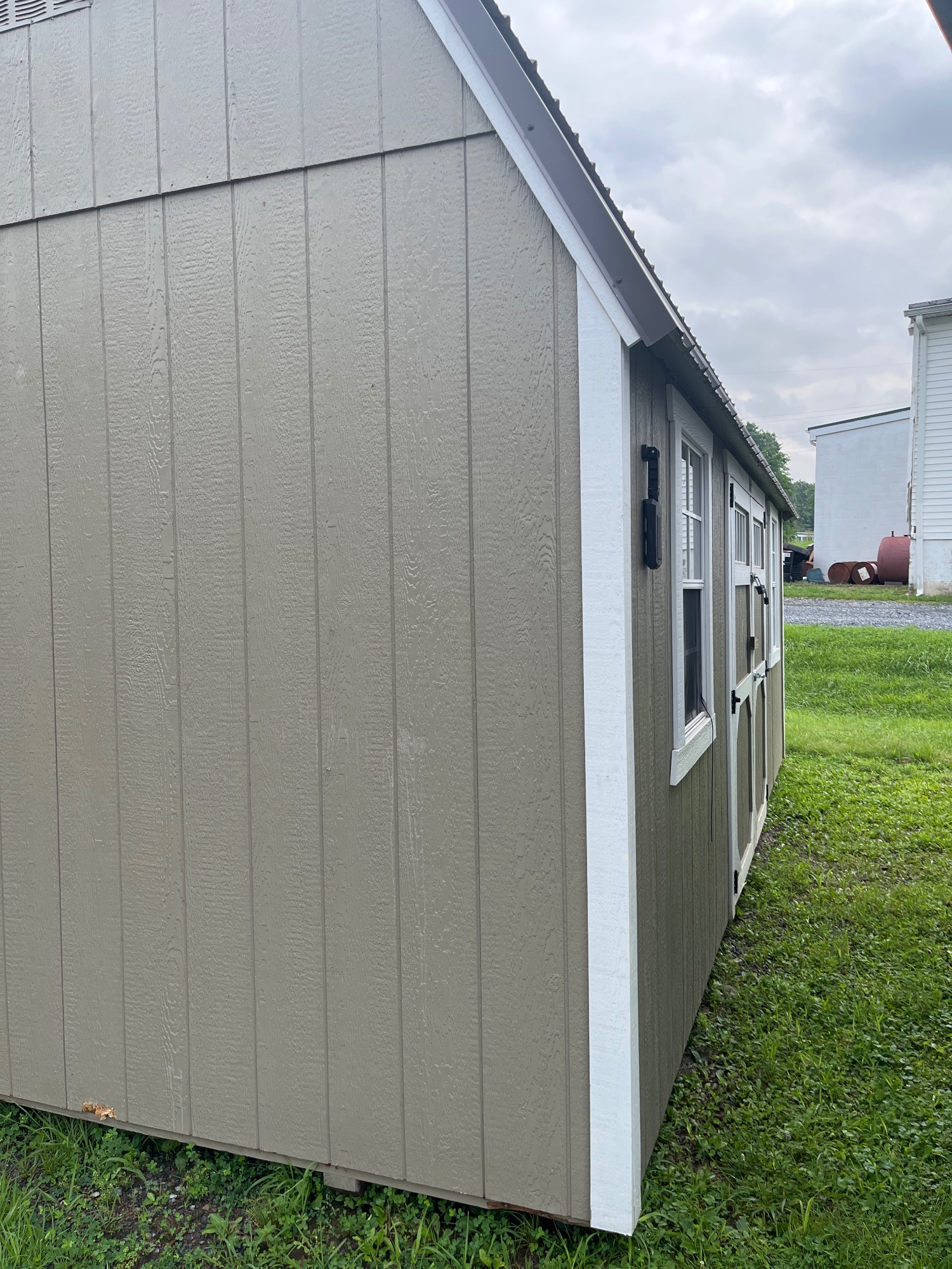 Lofted Barn - 10x20