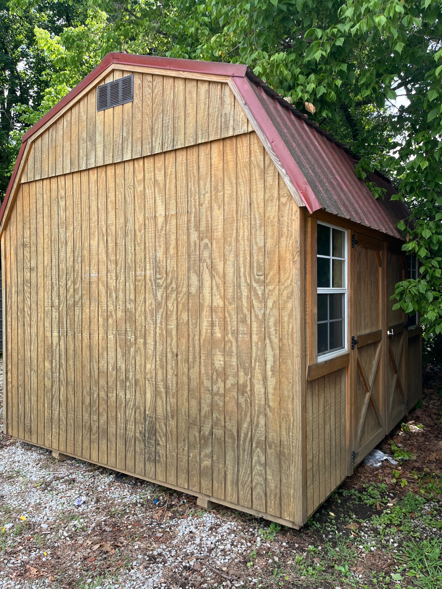 Lofted Barn - 10x12