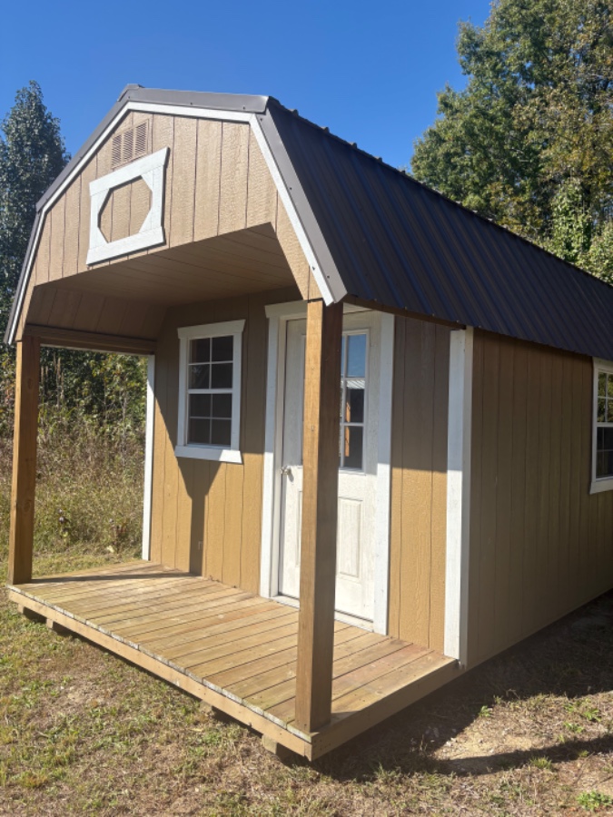 Lofted Barn - 10x20