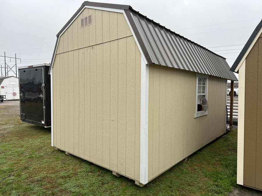 Lofted Barn - 10x20