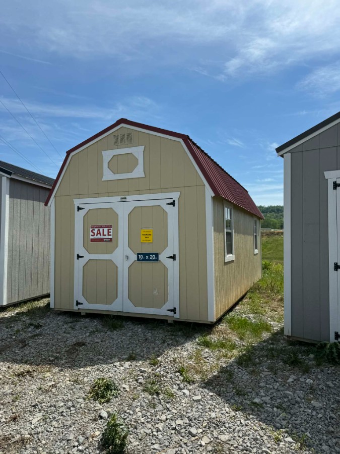 Lofted Barn - 10x20