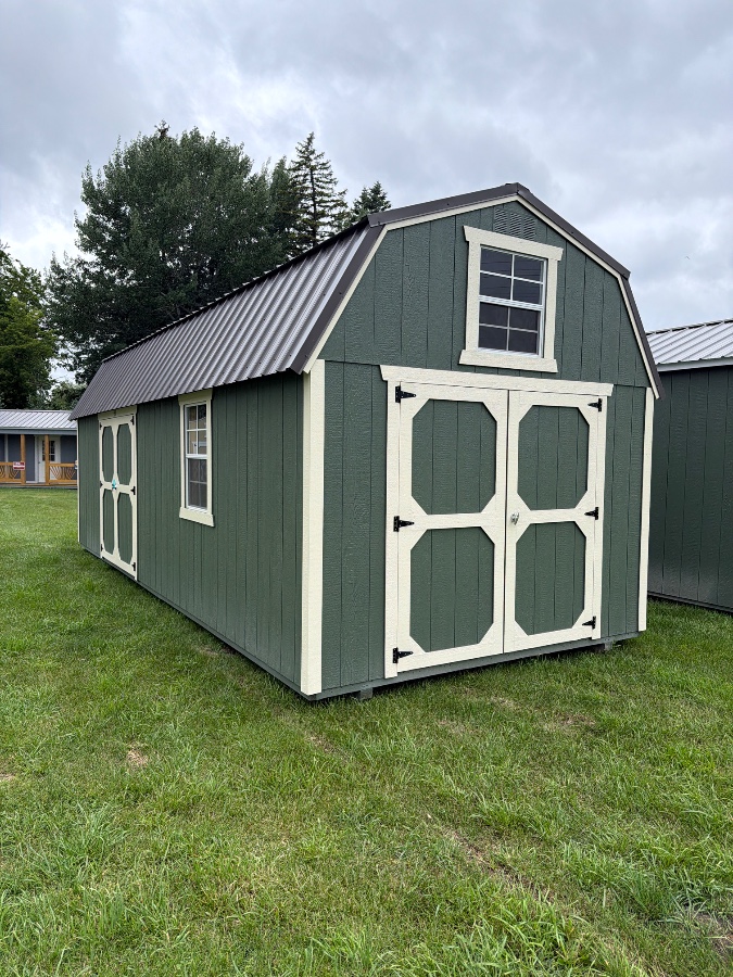 Lofted Barn - 10x26