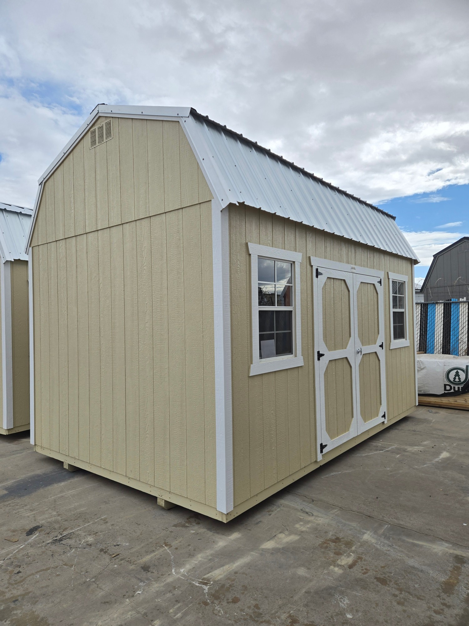 Lofted Barn - 10x16
