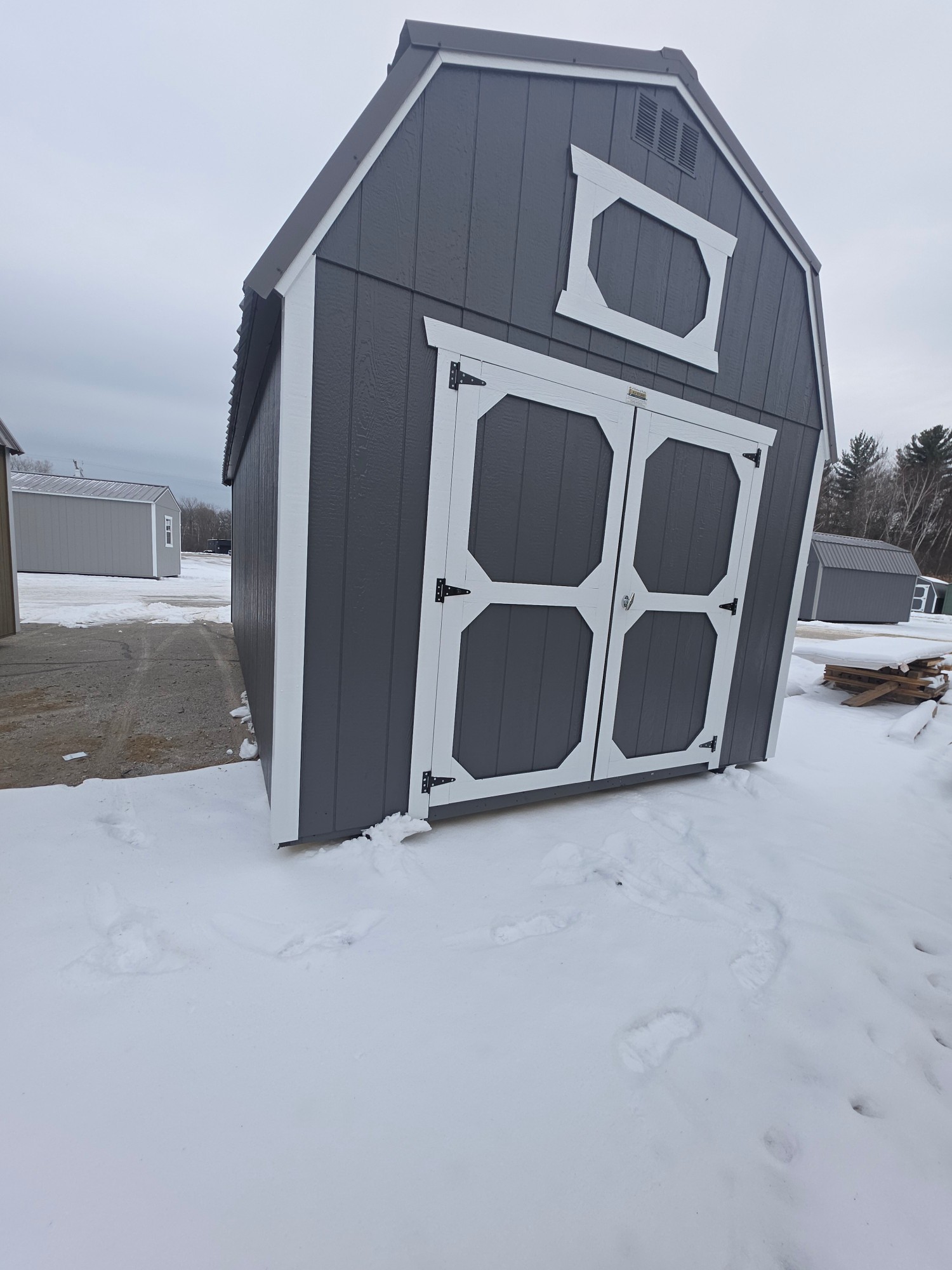 Lofted Barn - 10x20