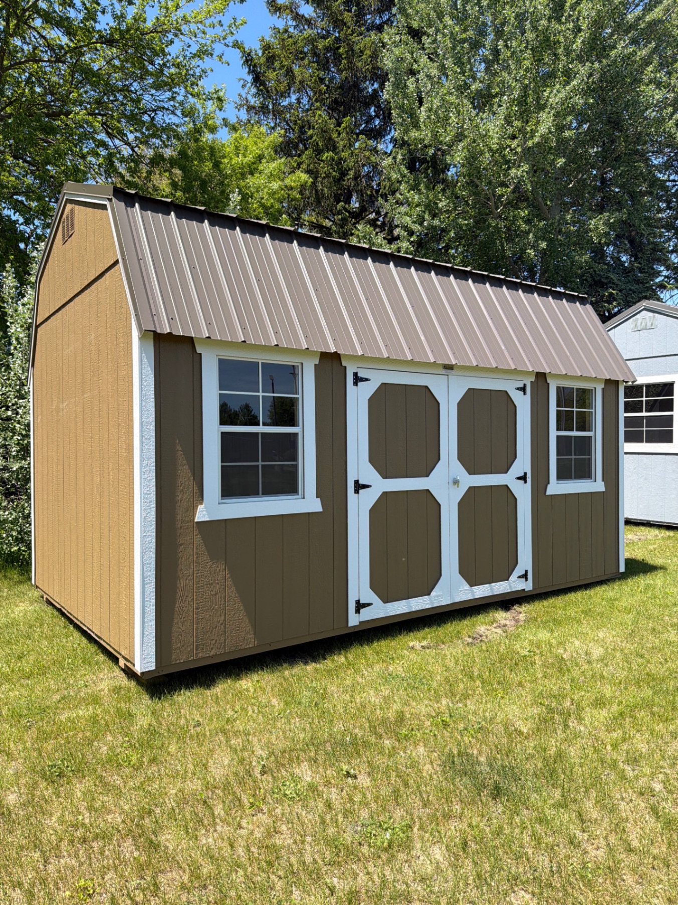Lofted Barn - 10x16