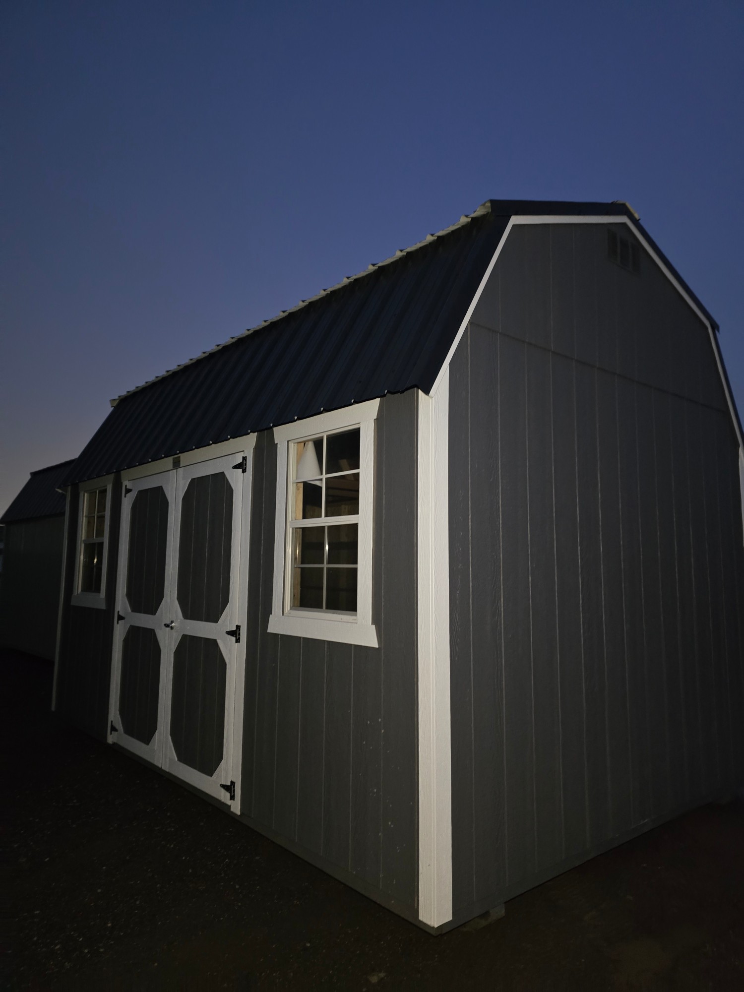 Lofted Barn - 10x16
