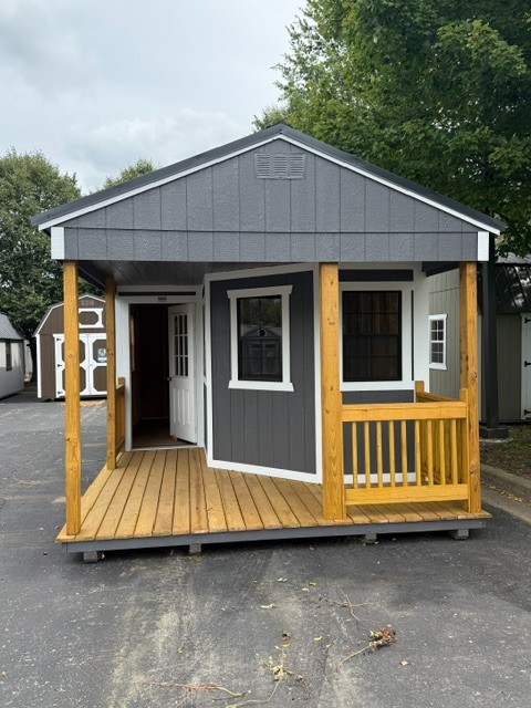 Utility Deluxe Playhouse - 12x24