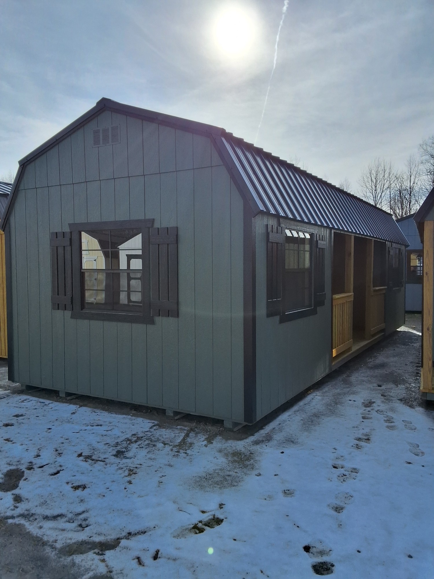 Utility Center Porch - 12x28