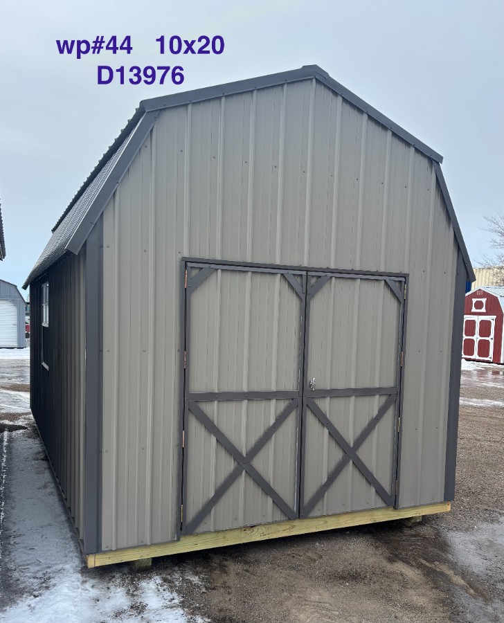 Lofted Barn - 10x20