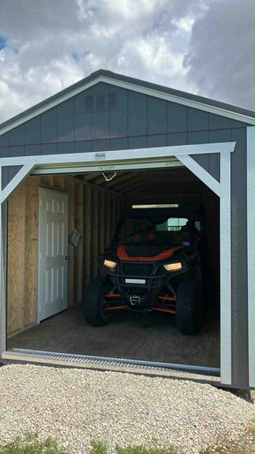 Utility 8' Garage - 10x20 image 14