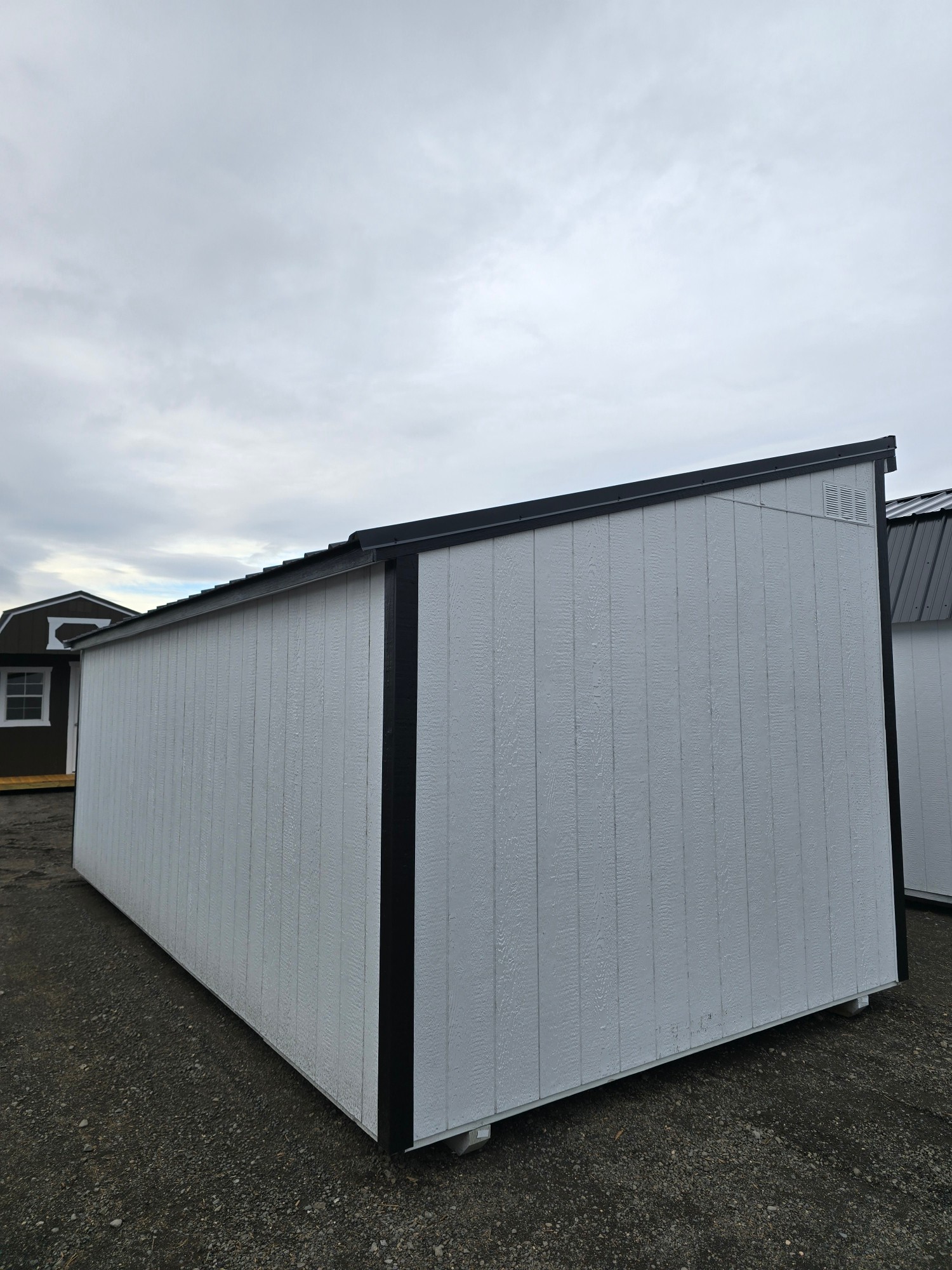Studio - 10x20 image 2