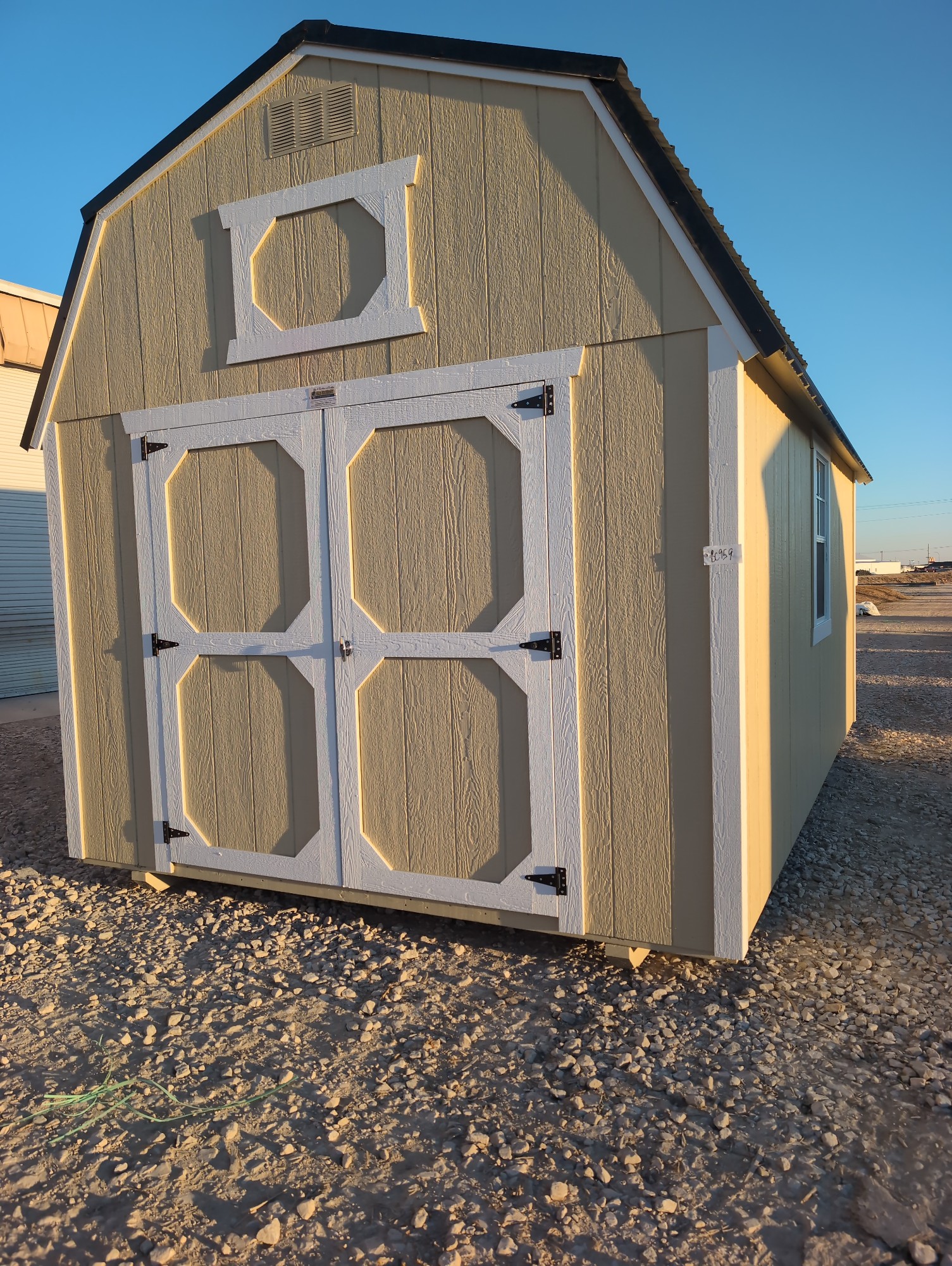 Lofted Barn - 10x16