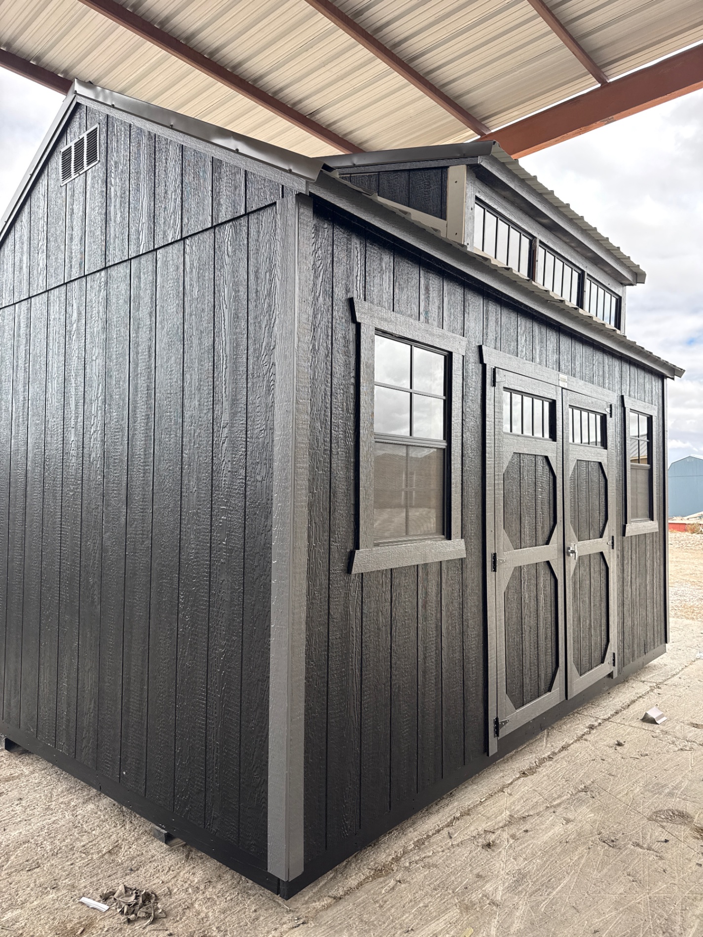 Utility Dormer - 10x16
