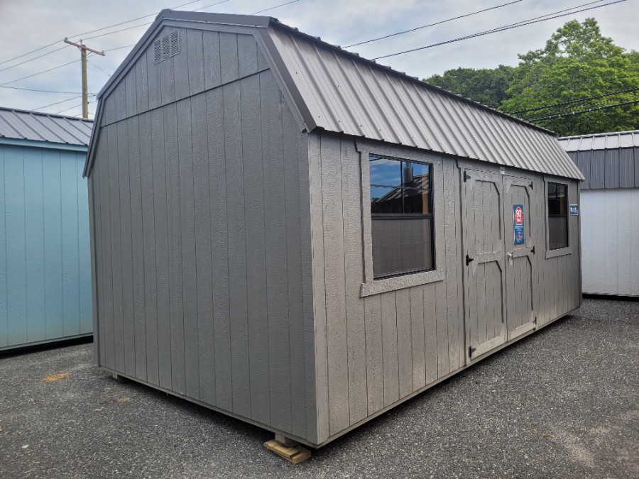 Lofted Barn - 10x20