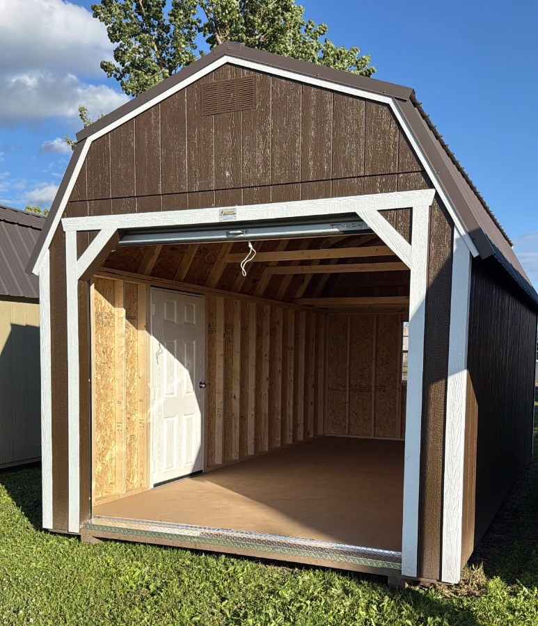 Lofted Barn 8' Garage - 10x20