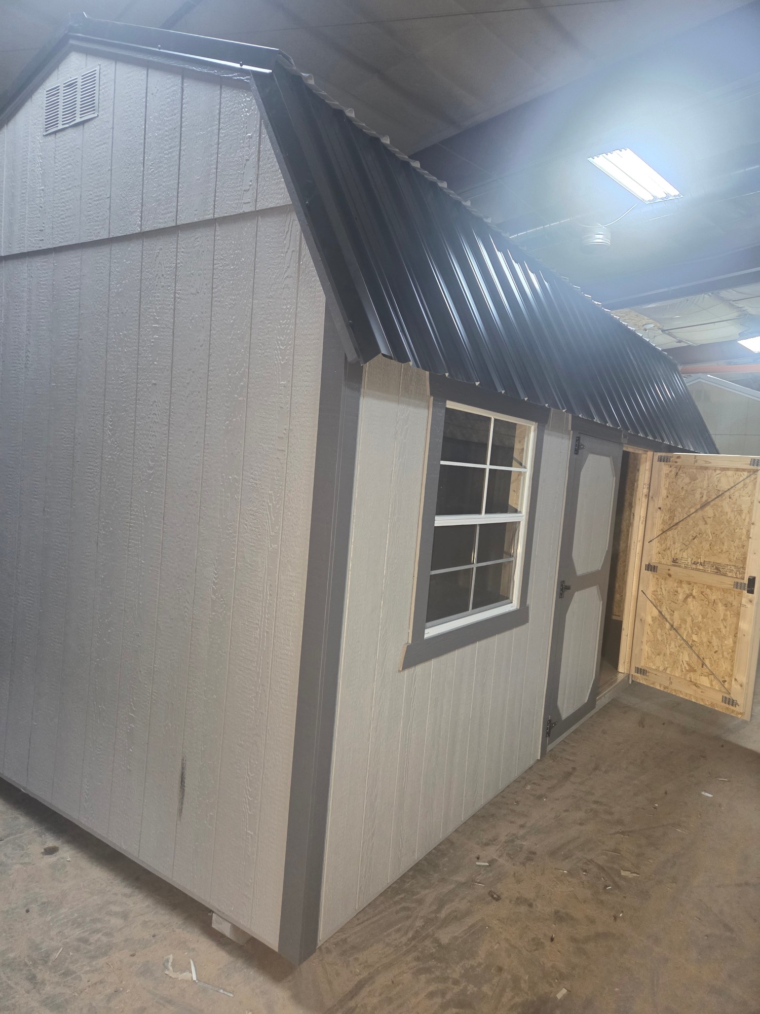 Lofted Barn - 10x20