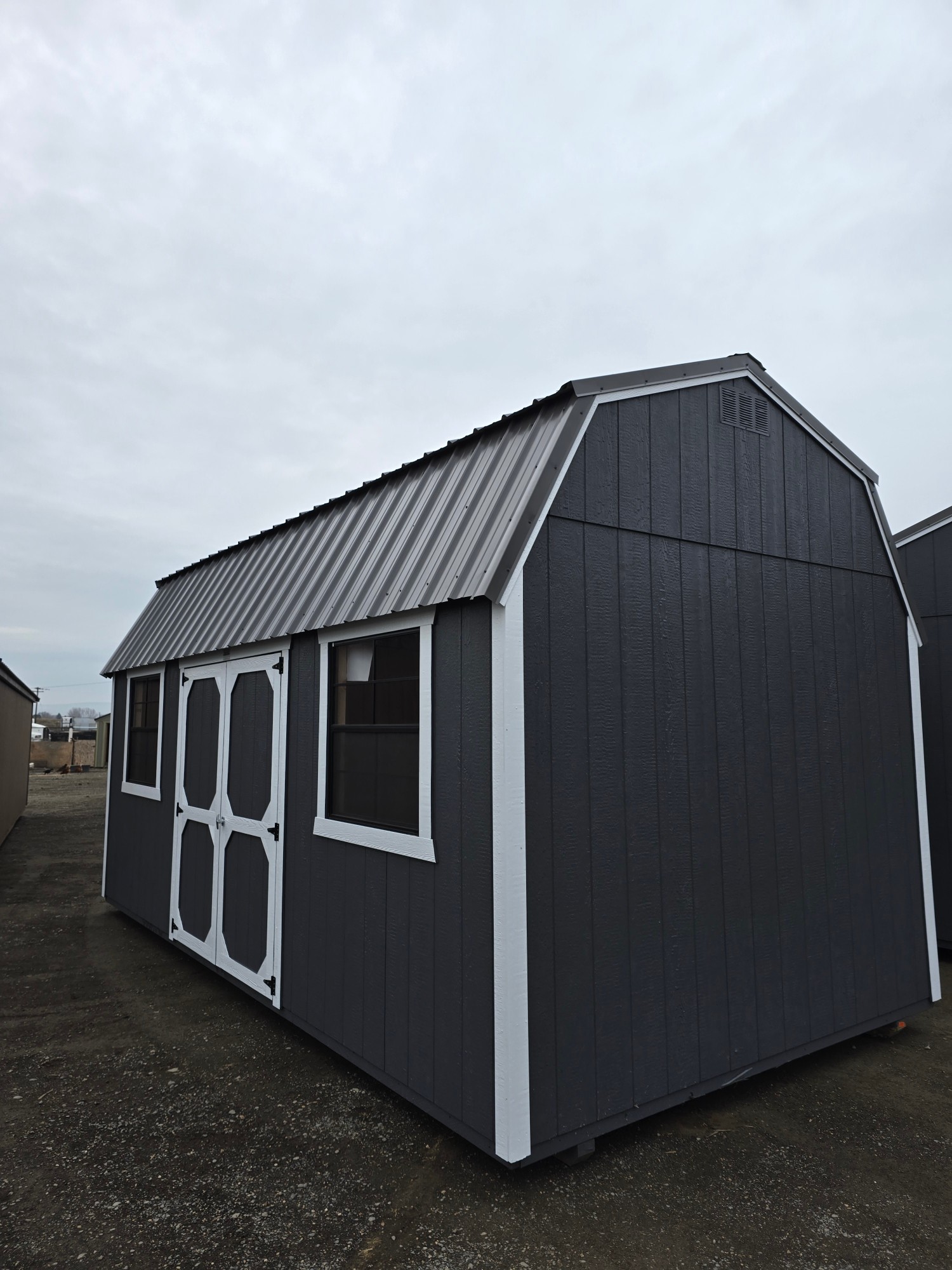 Lofted Barn - 10x20