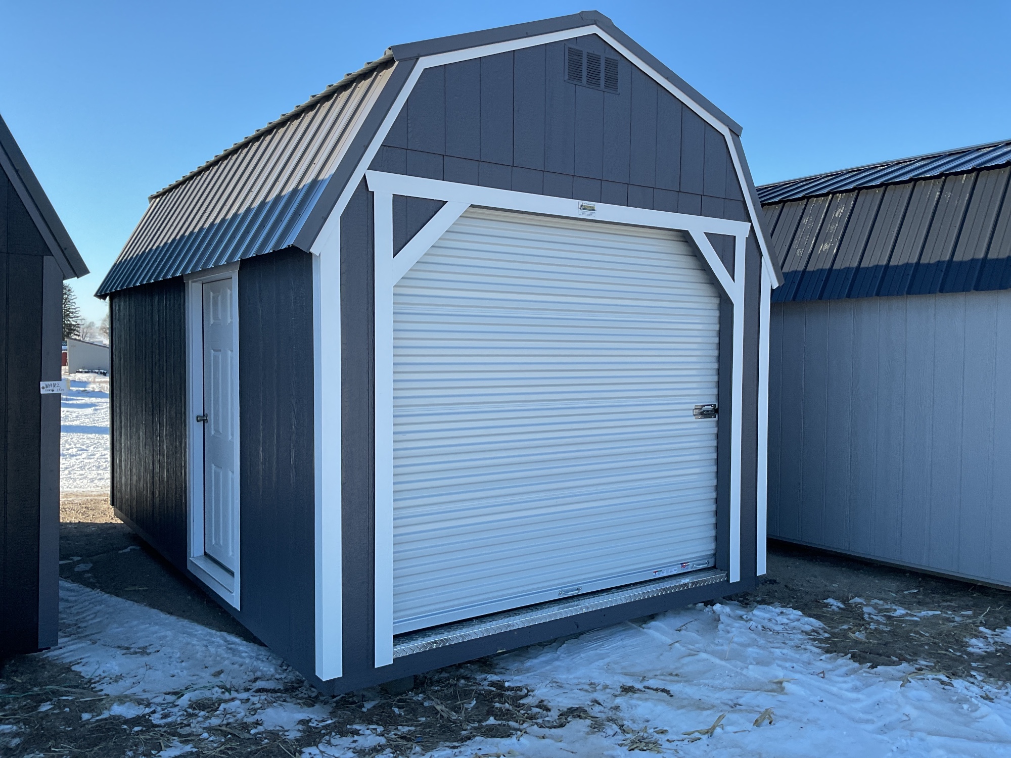Lofted Barn 8' Garage - 10x16