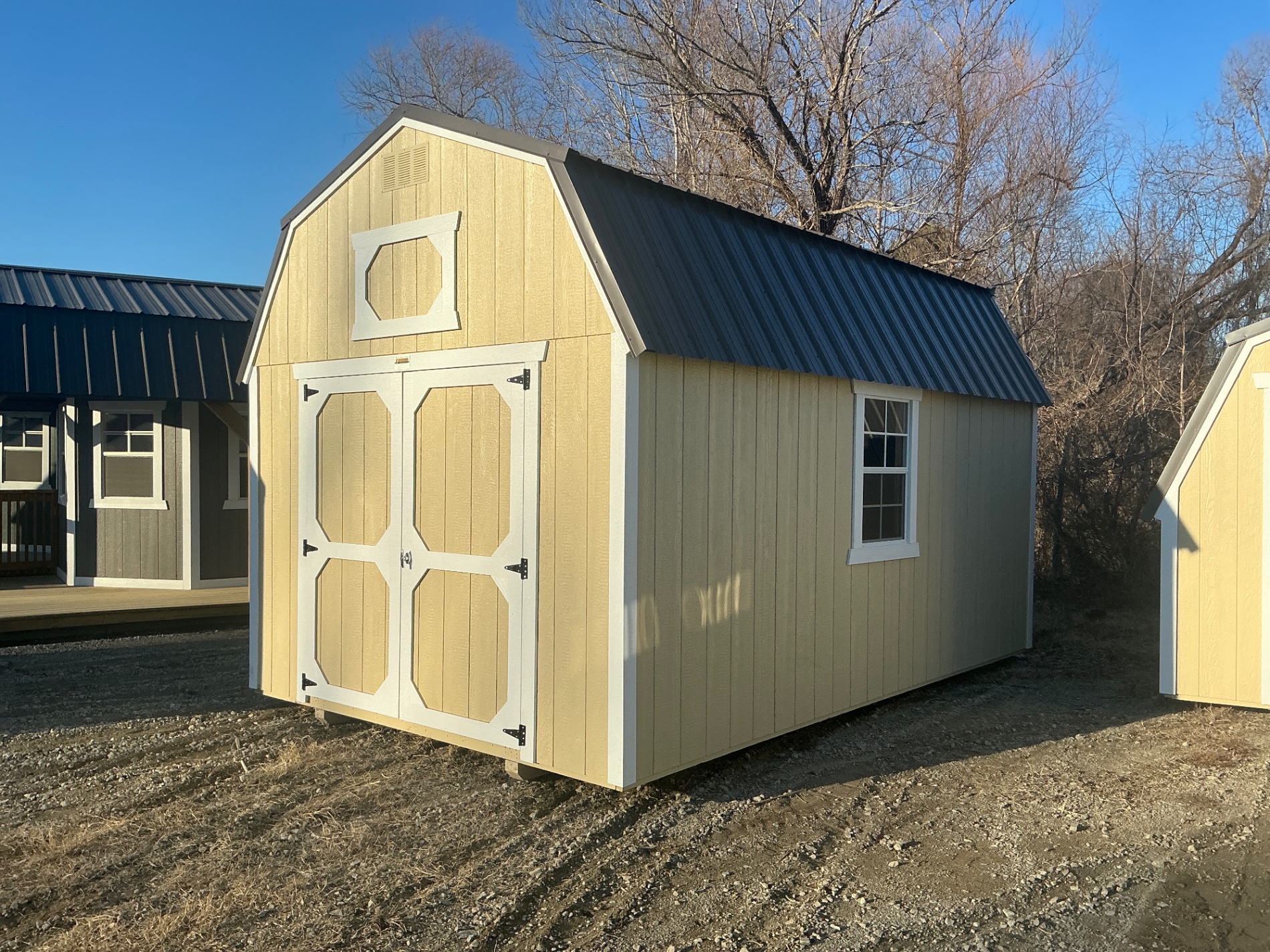Lofted Barn - 10x16