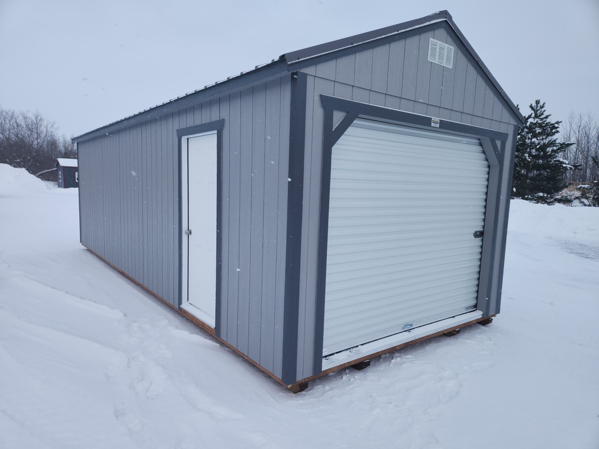 Utility Garage – 12X28