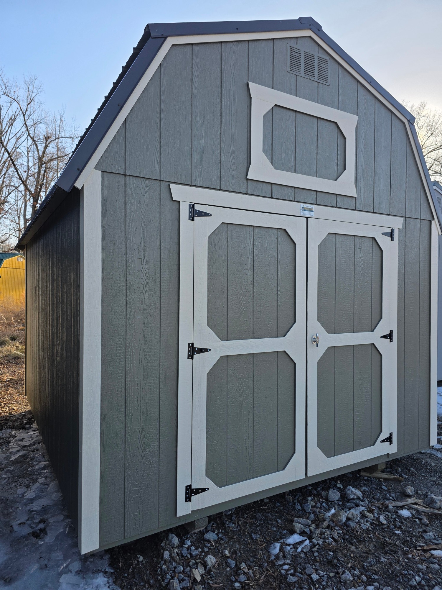 Lofted Barn - 10x12