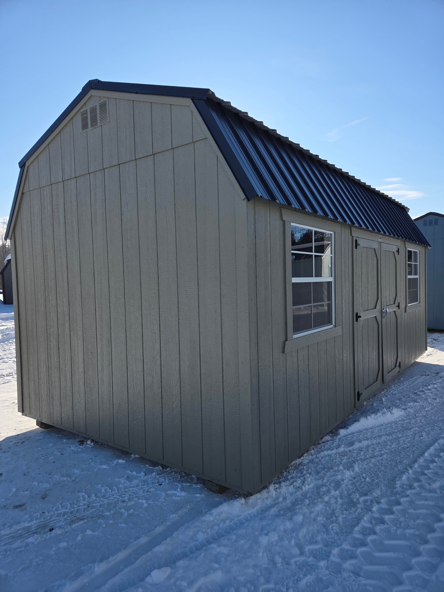 Lofted Barn - 10x20