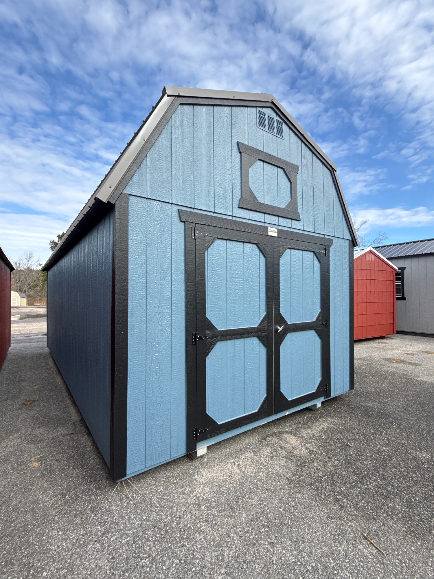 Lofted Barn - 10x20