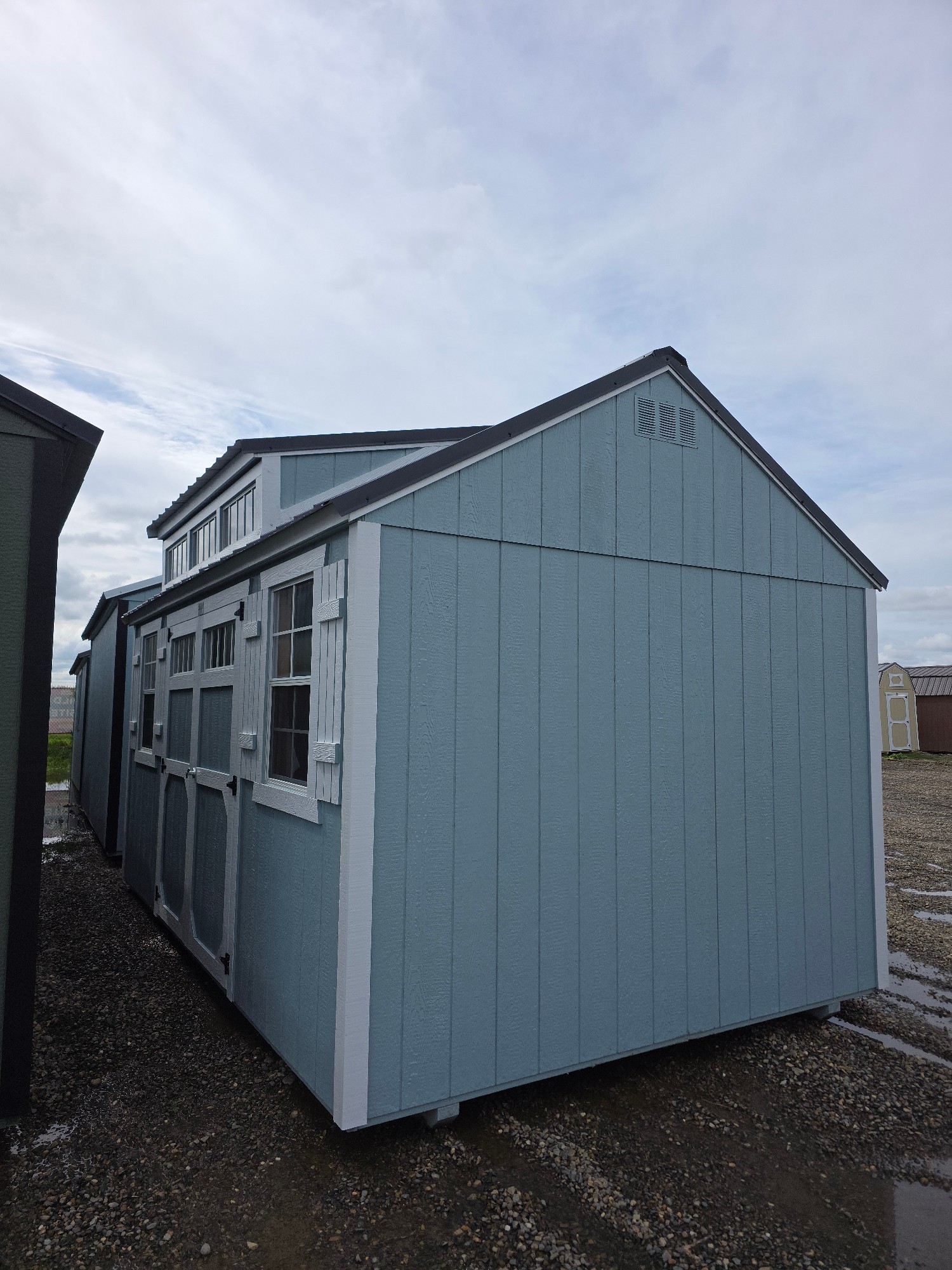 Utility Dormer - 10x16