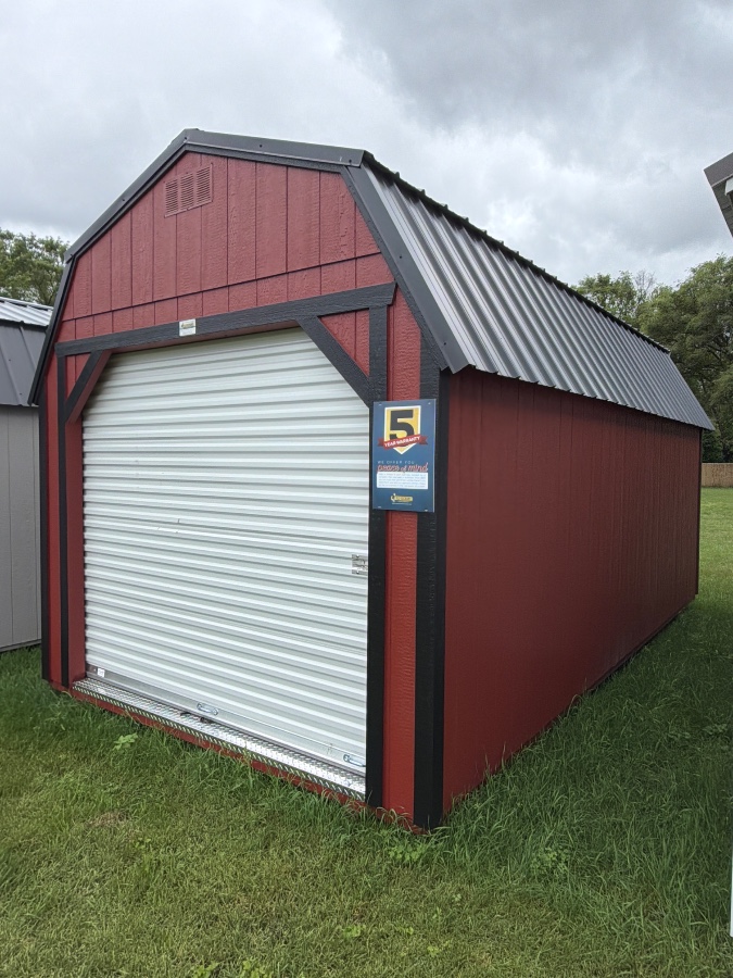 Lofted Barn 8' Garage - 10x20