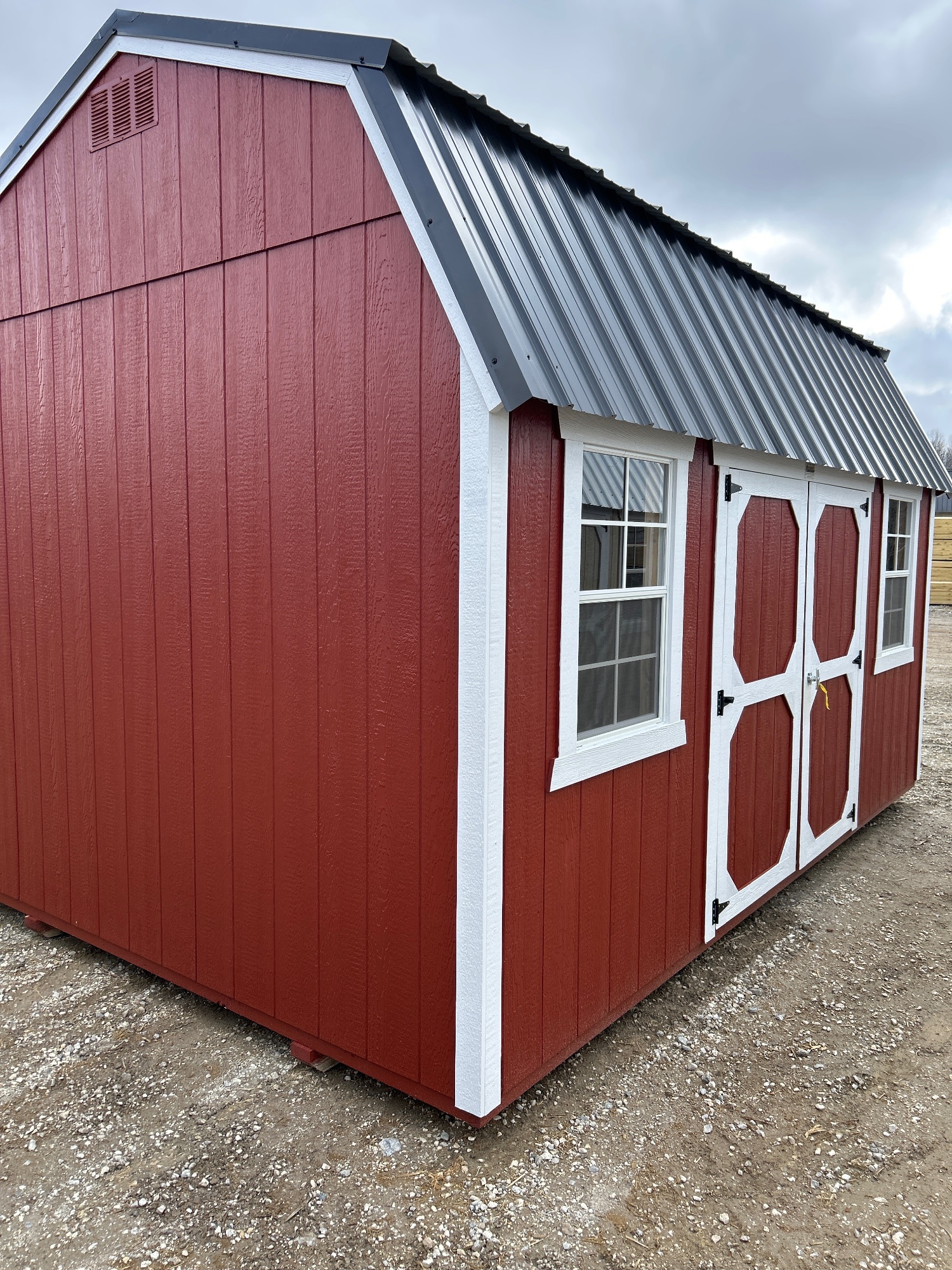 Lofted Barn - 10x16