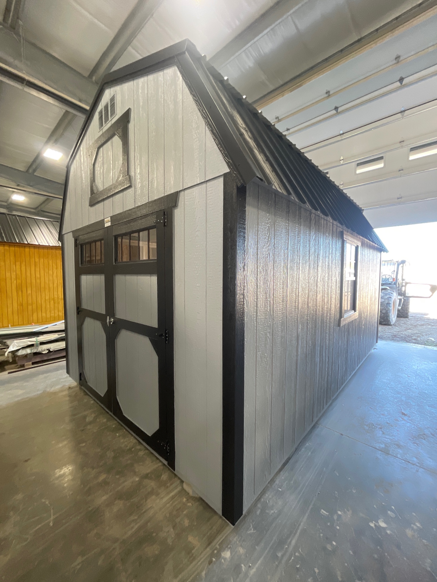 Lofted Barn - 10x16