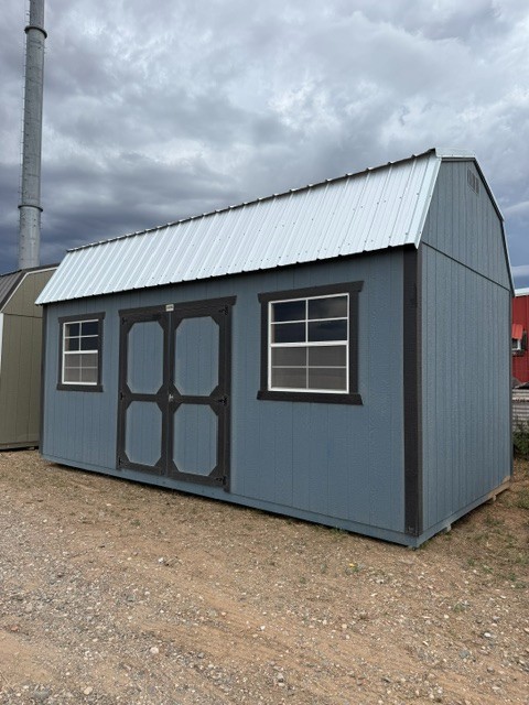 Lofted Barn - 10x20