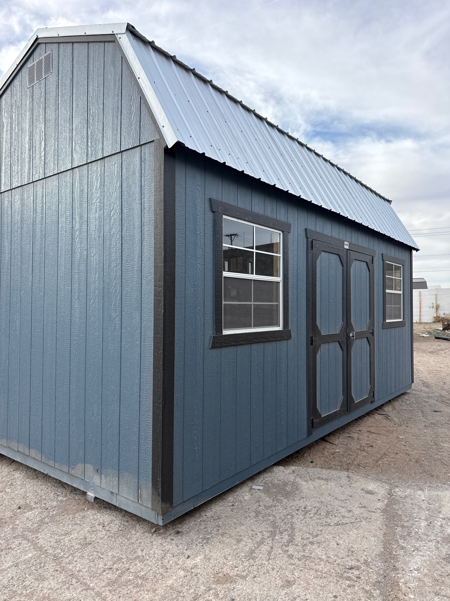 Lofted Barn - 10x20