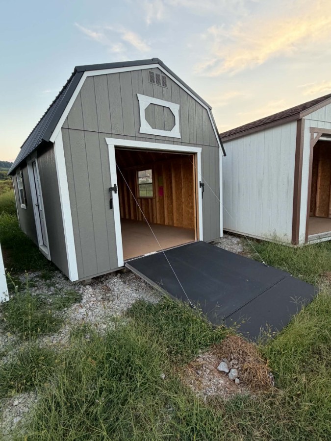 Lofted Barn - 12x20 image 3