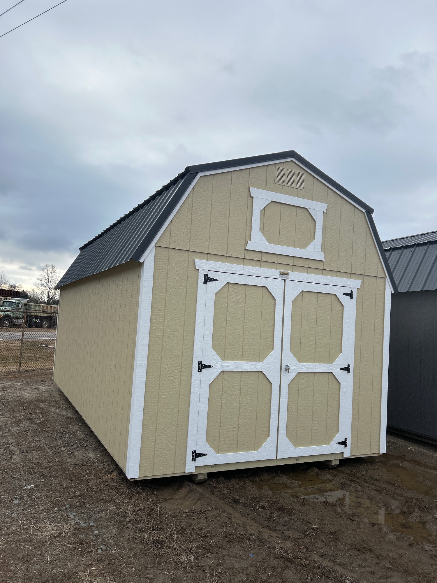 Lofted Barn - 10x20