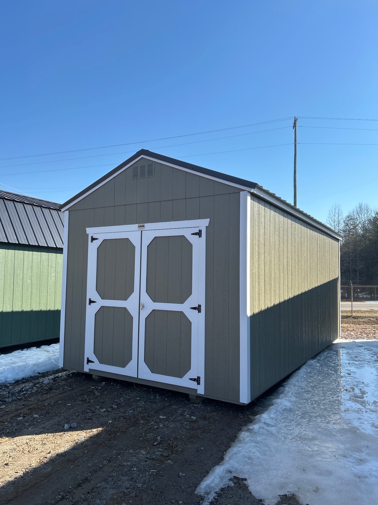 Utility - 10x20