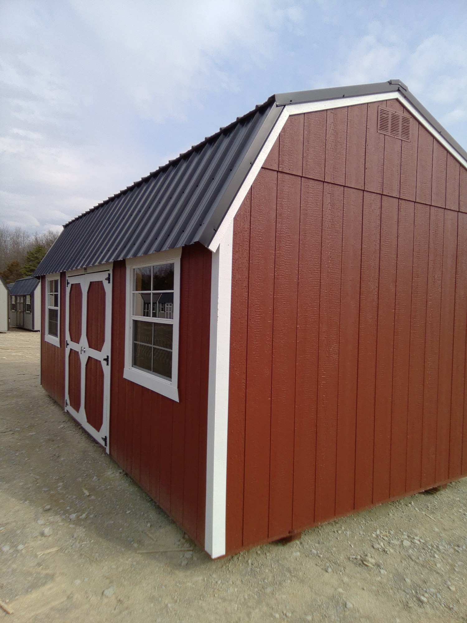 Lofted Barn - 10x20