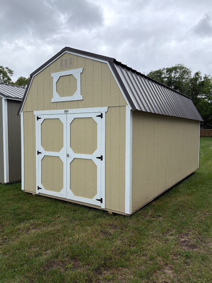 Lofted Barn - 10x20
