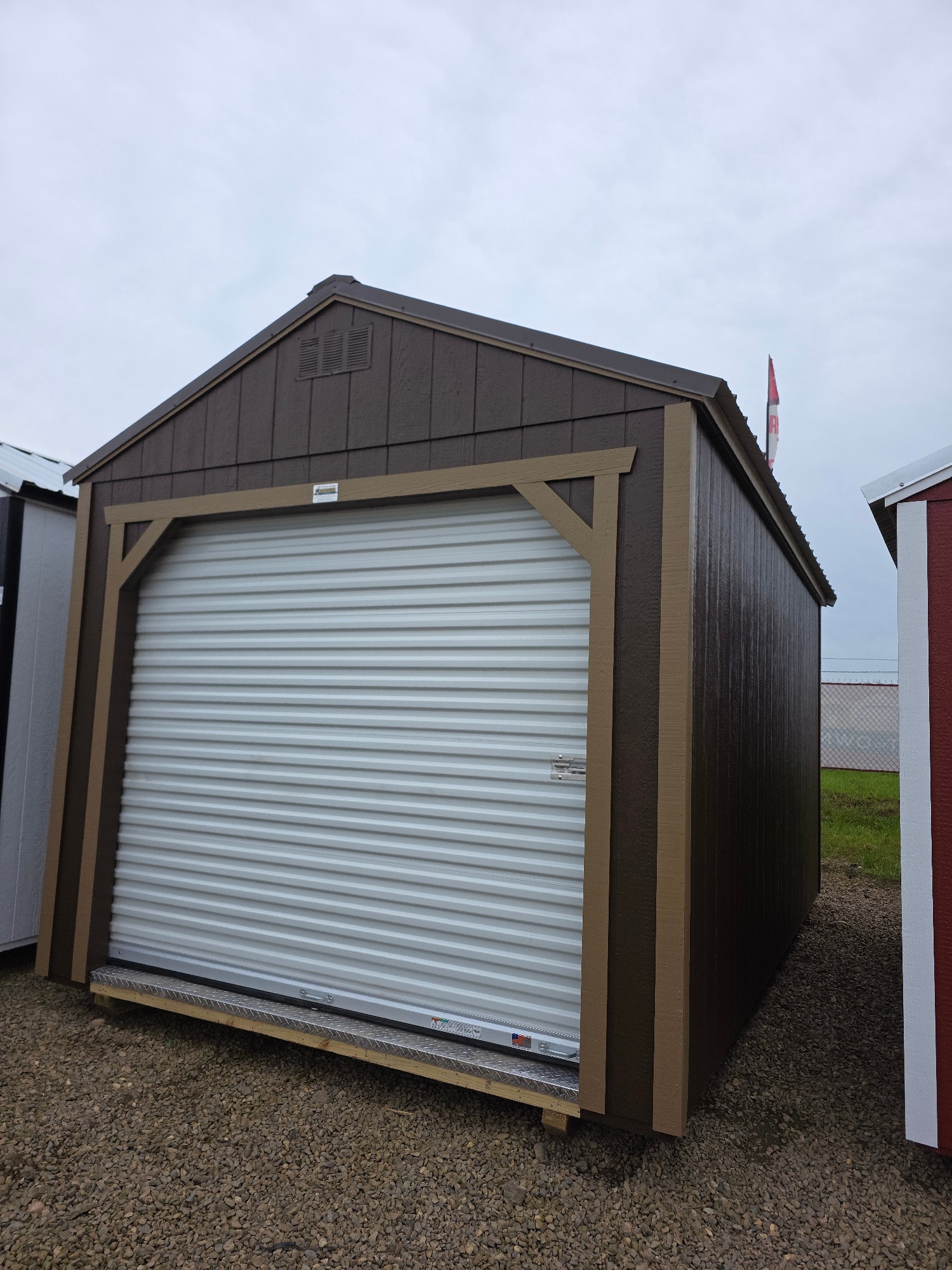 Utility 8' Garage - 10x16