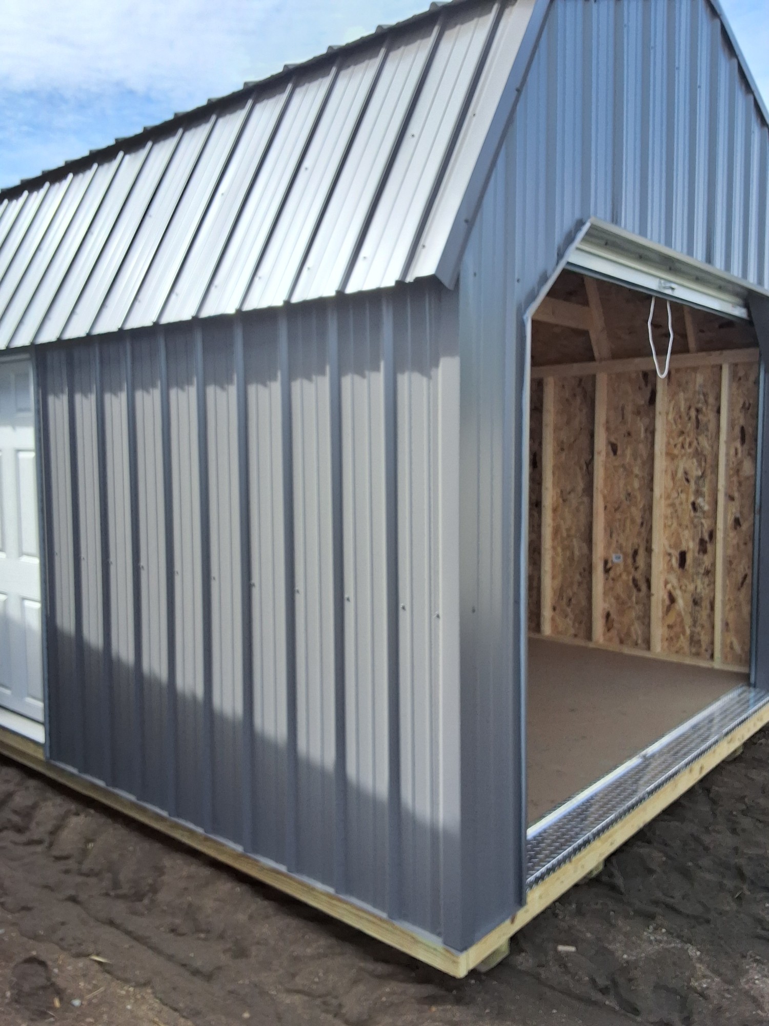 Lofted Barn Garage - 12x28