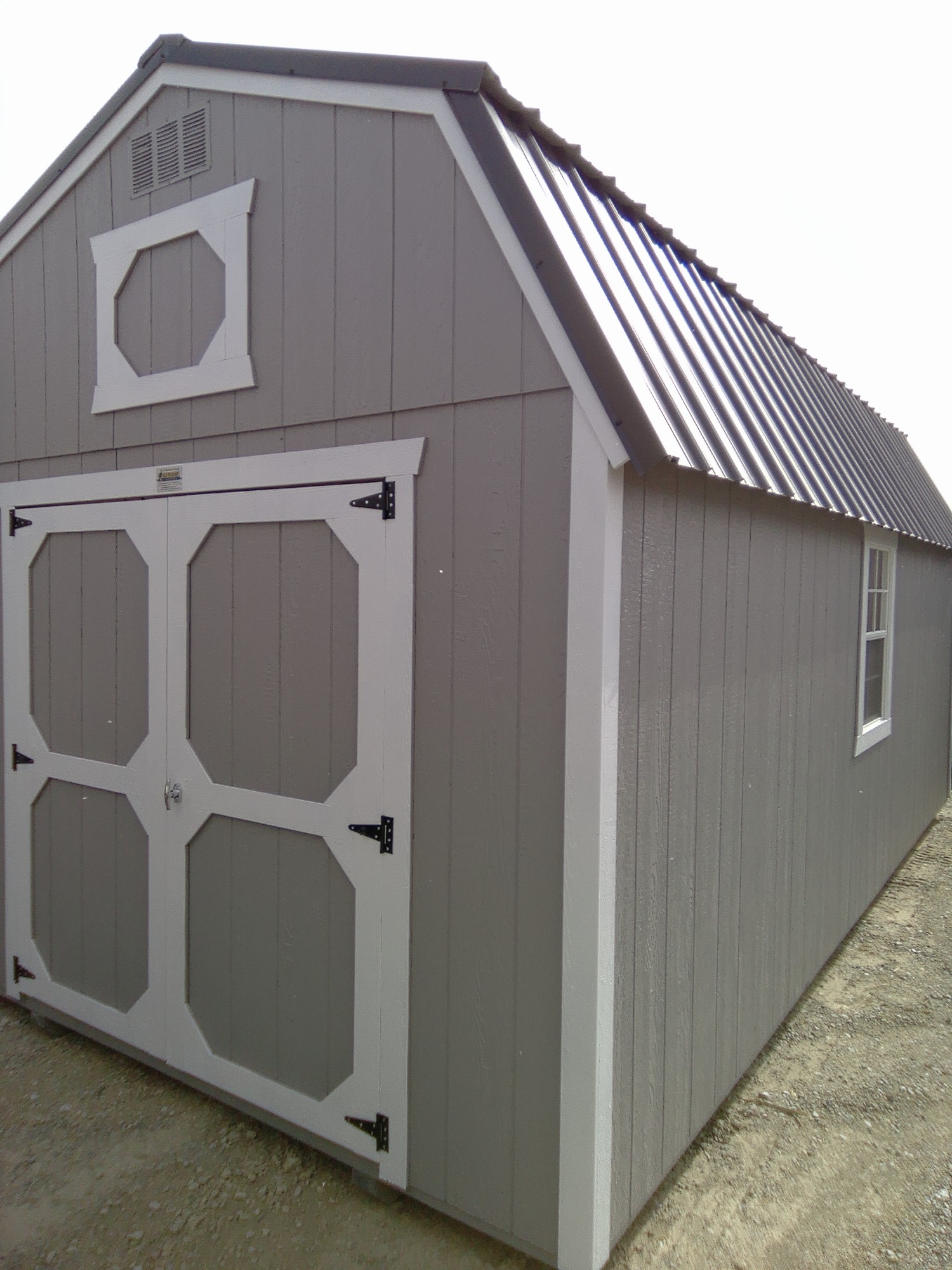 Lofted Barn - 10x20