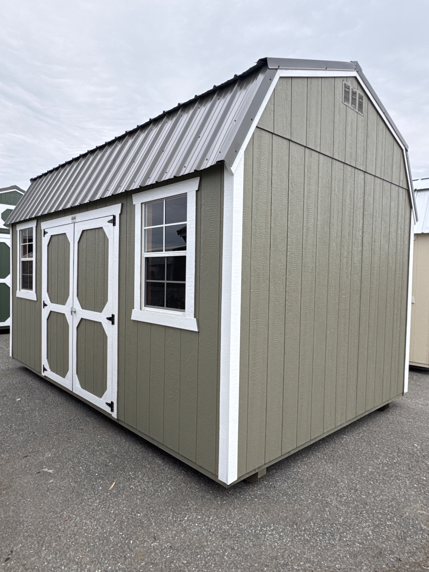 Lofted Barn - 10x16