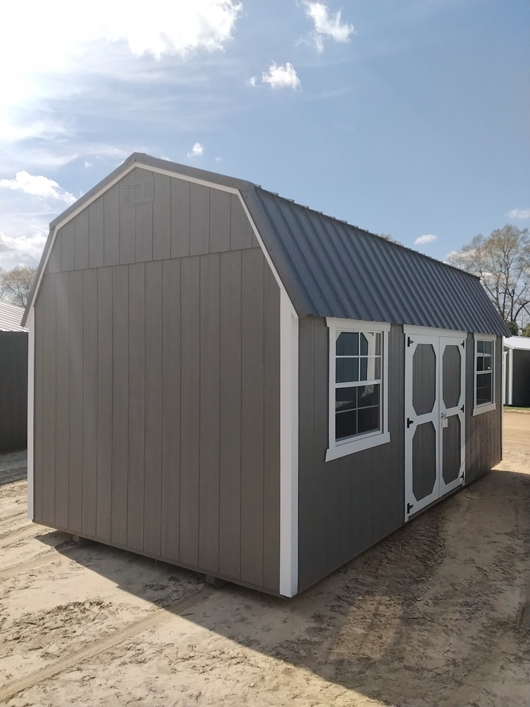 Lofted Barn - 10x20