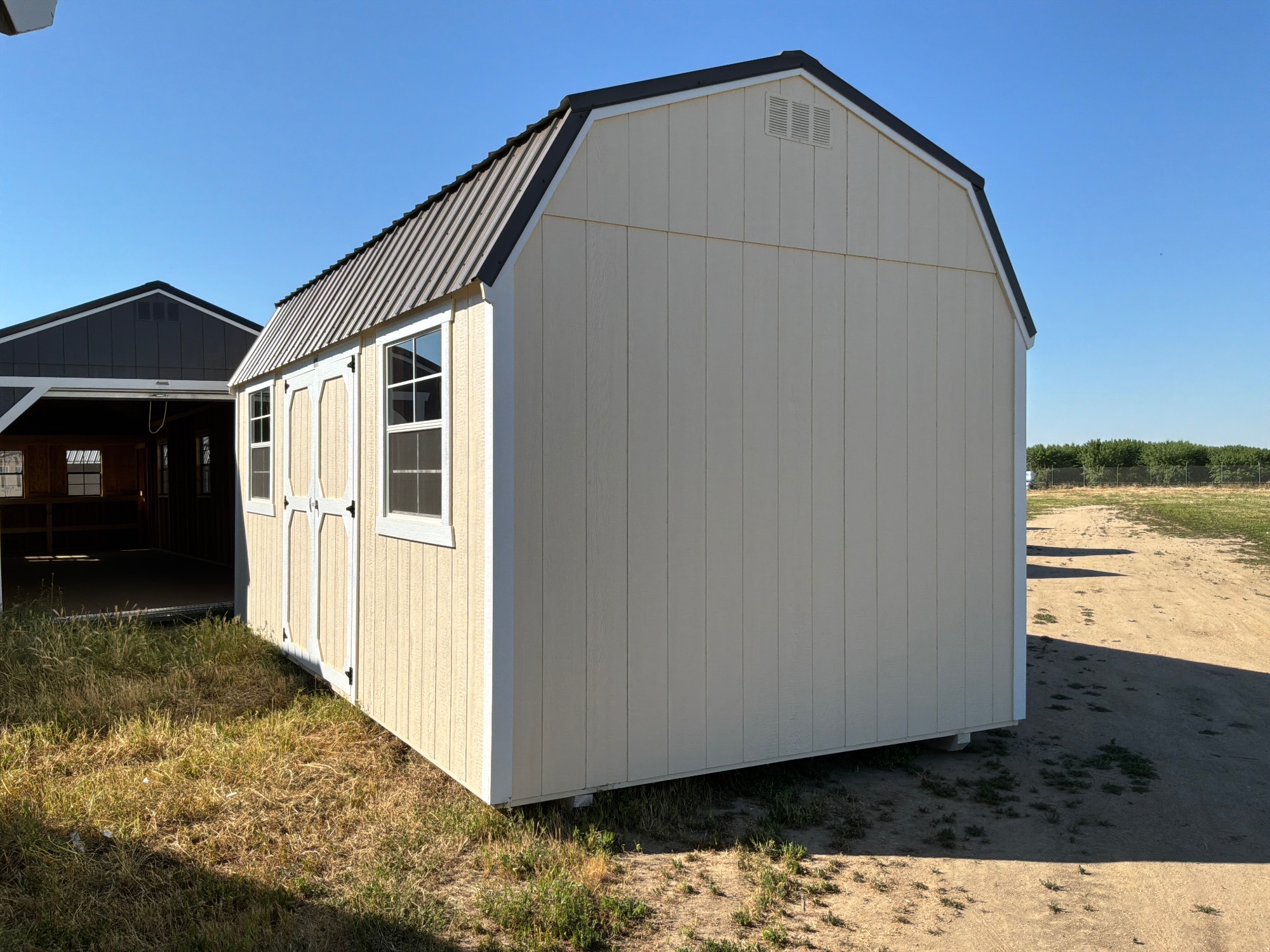 Lofted Barn - 10x20