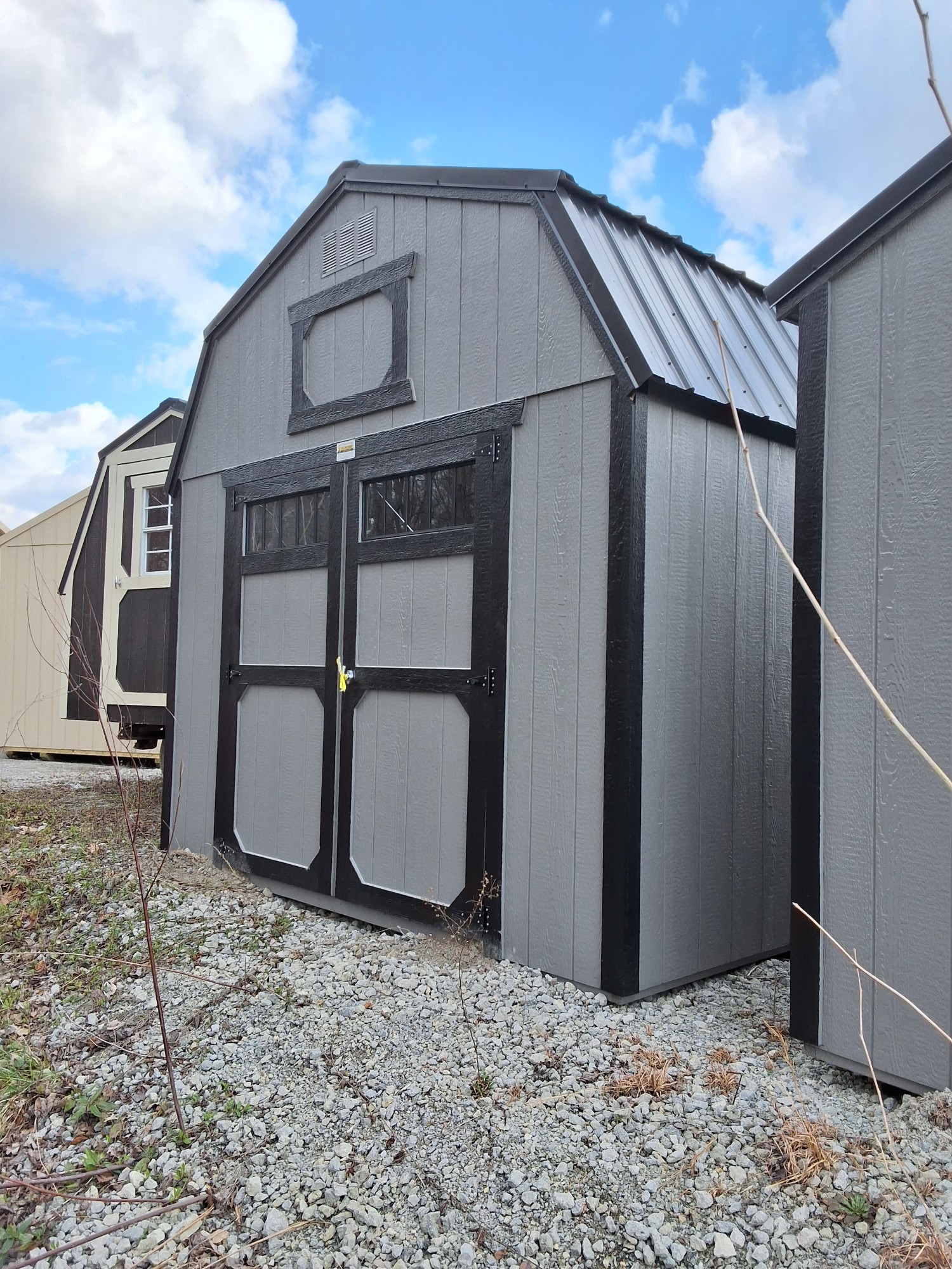 Lofted Barn - 10x16