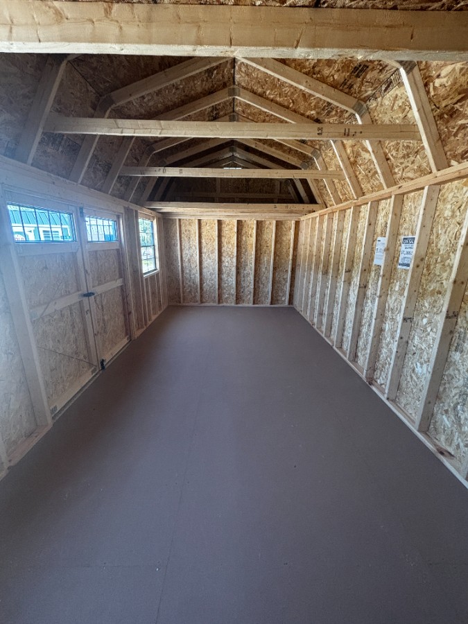 Lofted Barn - 10x20 image 3