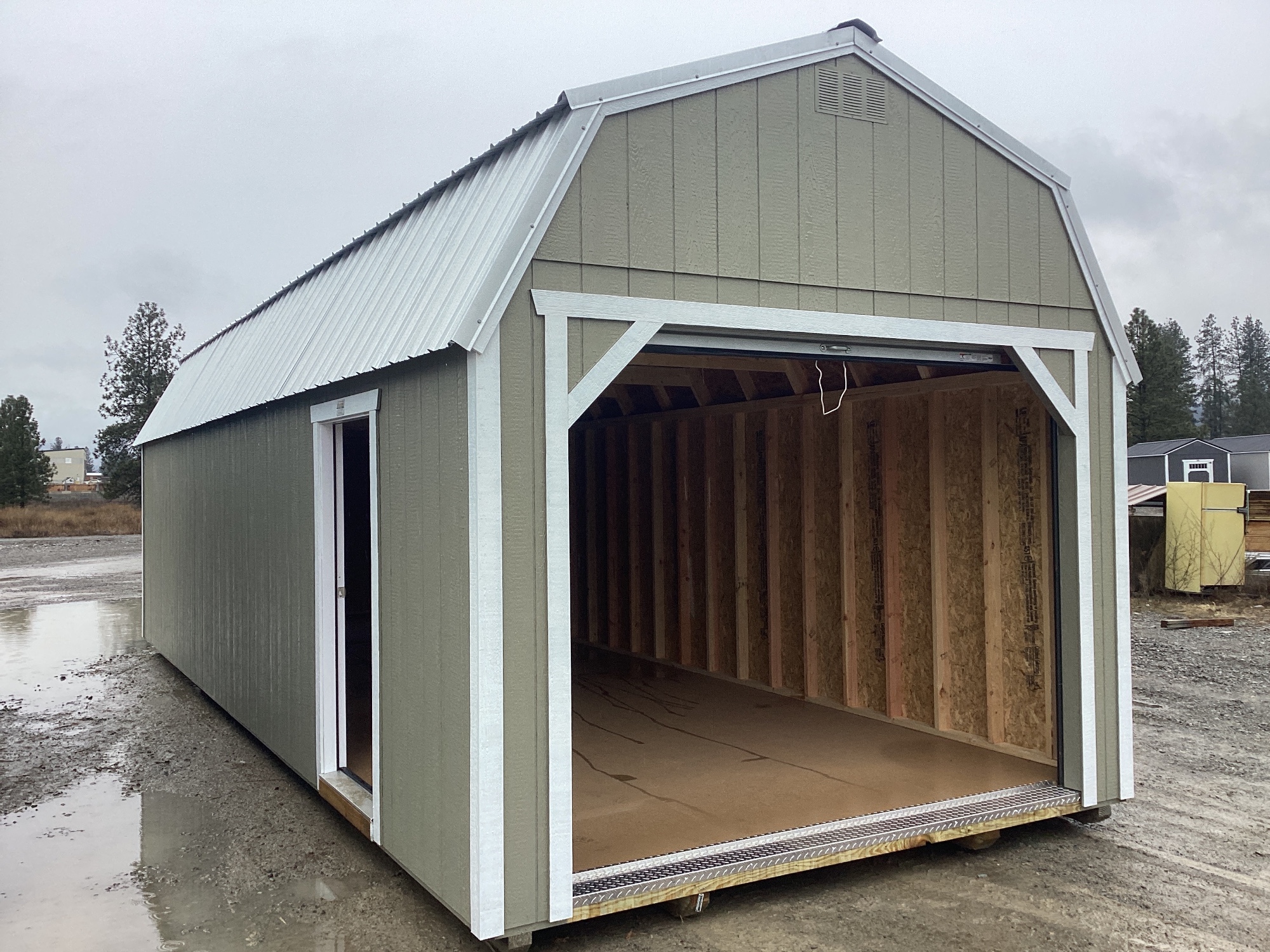 Lofted Barn Garage - 12x32
