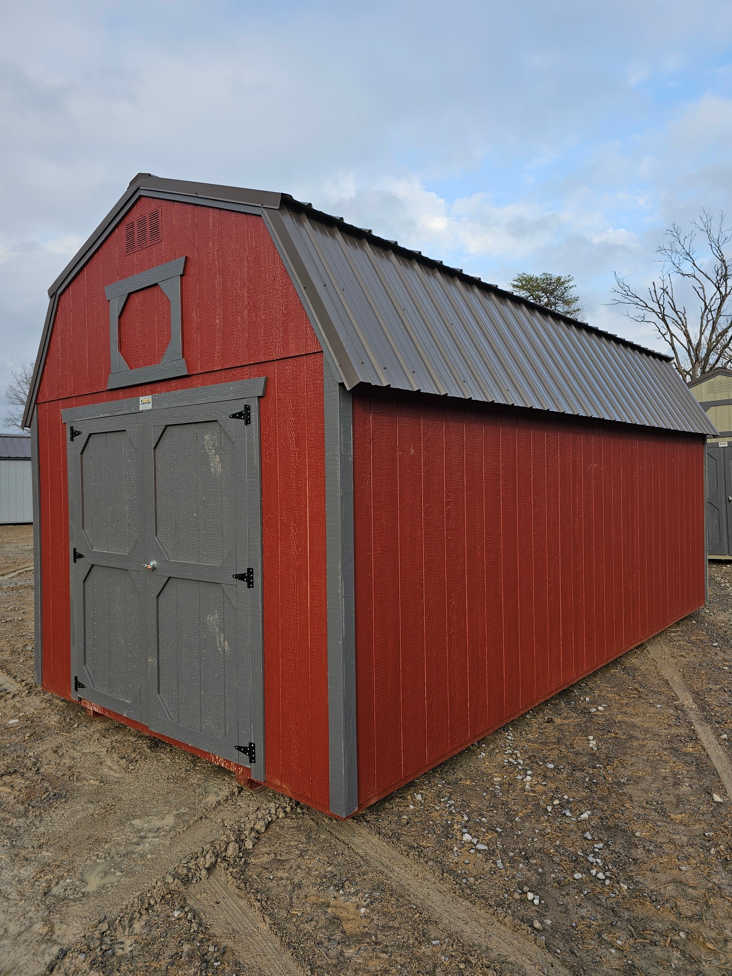 Lofted Barn - 10x20