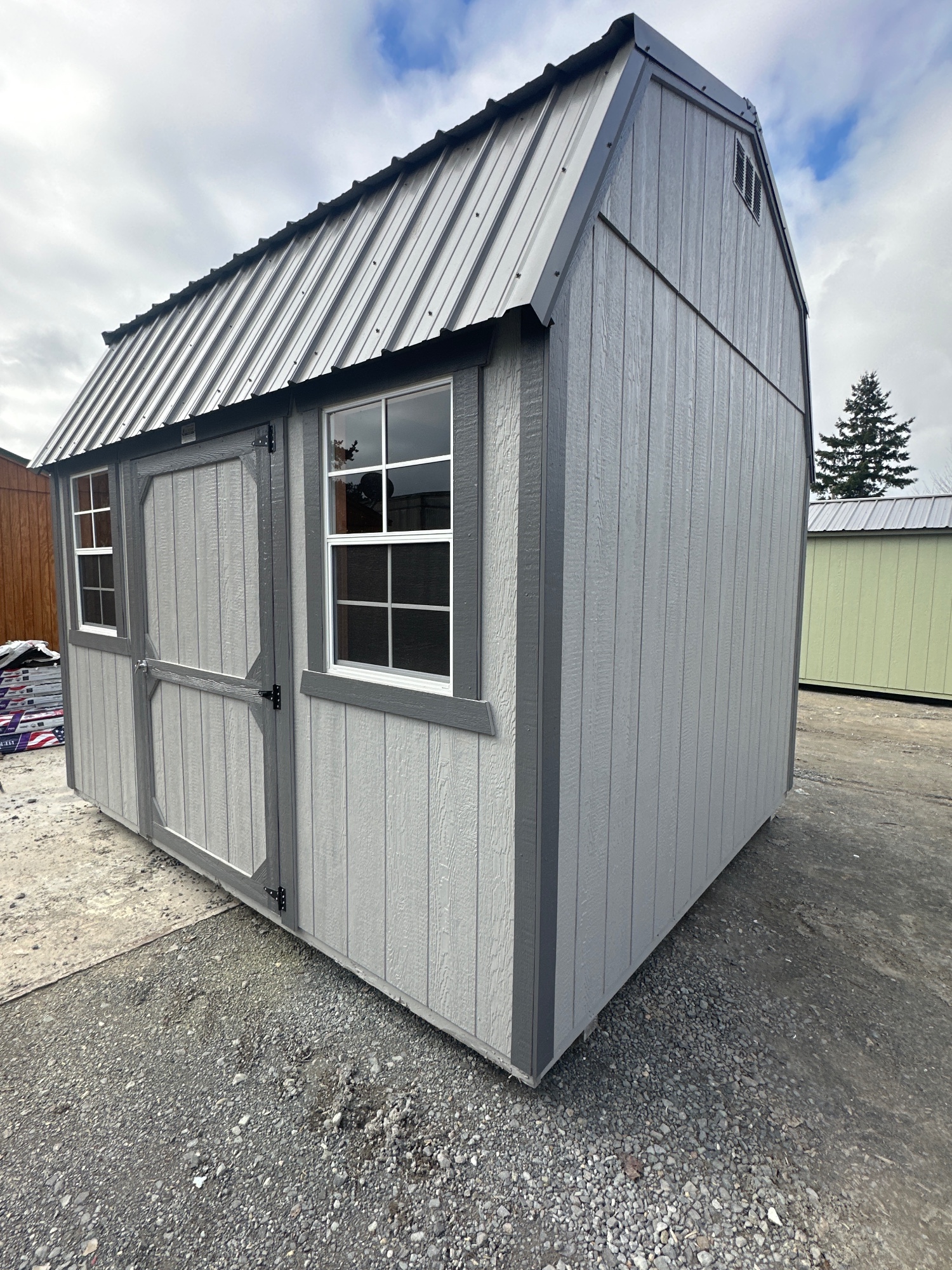 Lofted Barn - 10x12