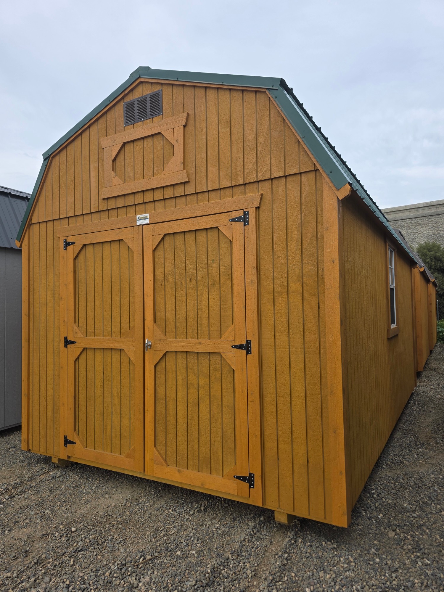 Lofted Barn - 10x16